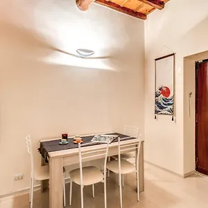 https://fresh-house-cavour.it-romehotels.com