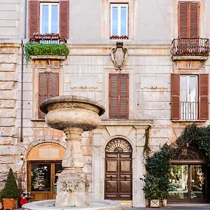 https://coronari-suite.it-romehotels.com