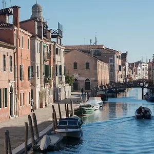 Appartement Art Painting With Canal View, Venise